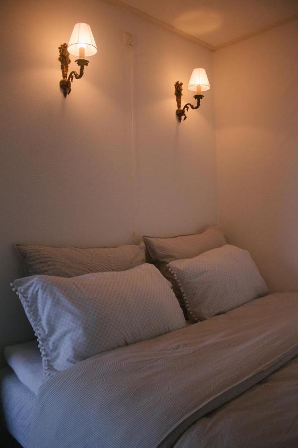 T'Hus Bed & Breakfast Katlijk Exterior foto