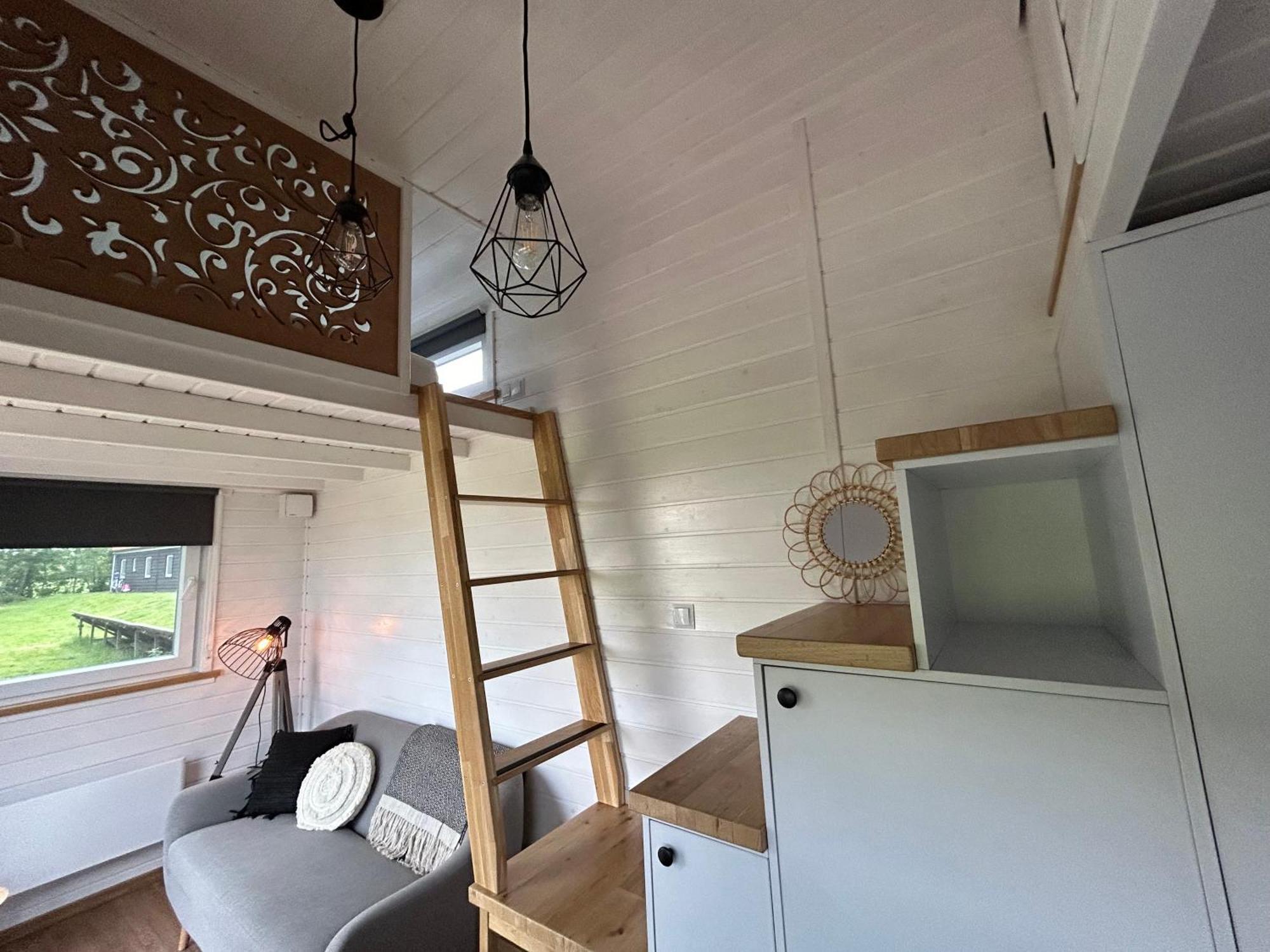 T'Hus Bed & Breakfast Katlijk Exterior foto